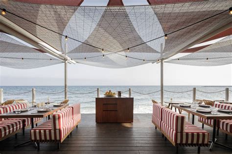 sóleo marbella beach club.